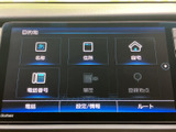 高機能なナビゲーションとオーディオが一体となったシステム。目的地設定もスムーズに行え、お好みの音楽をクリアなサウンドで楽しめます。