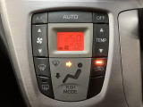 【オートエアコン】車内の温度を設定した温度に保ってくれるオートエアコン☆急な温度変化が避けられるので赤ちゃんや小さなお子様が同乗時も安心です♪