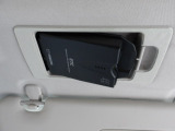 マツダ純正スマートインETC装備!サンバイザーの裏に車載器をスッキリ収納!ワンプッシュでETCカードの出し入れも簡単にできます。
