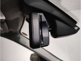 ☆BMWのルームミラーには自動防眩機能が備わっております。後続車のヘッドライトの明るさで幻惑されるのを防止☆