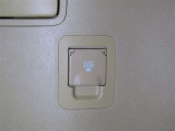 AC100V100Wのコンセントを装備しております。