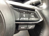 MRCC(マツダレーダークルーズコントロール)は先行車との車間を維持しながら追従走行を行い、長距離でのドライバー負担を軽減させてくれます。