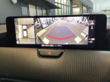 360度ビューモニターを装備。車両周囲の状況を確認しやすく、駐車時の安全確認に役立ちます。