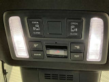ルームランプもLEDなのでとっても見やすいです!