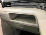 お客様にぴったりなおクルマをお選びいただけますように様々な展示車をご用意致しております!ダイハツの軽自動車だけではなく、他メーカー車やコンパクトカー・ミニバンなども数多く取り揃えております!
