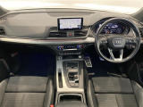 Q5 40 TDI クワトロ スポーツ ディーゼル 4WD 4WD 修復歴無し