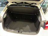 車両は屋内展示しておりますので天候に関係なくごゆっくりコンディションご確認頂けます。車両を倉庫へ保管している場合が御座いますのでご来店前に在庫確認頂けると幸いです。TEL072-784-8800