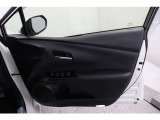 運転席ドア。除菌、消臭済です。
