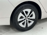 タイヤサイズは195/65R15!残り溝は7ミリ程度です!