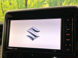 【純正ナビ】人気の純正ナビを装備。オーディオ機能も充実しており、Bluetooth接続すればお持ちのスマホやMP3プレイヤーの音楽を再生可能!毎日の運転がさらに楽しくなります!!