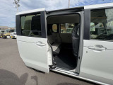 ☆お車についた傷やヘコミ、事故の修理もハヤシにお任せください。自社鈑金工場で修理ができますの安心です☆