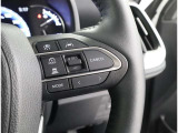 レーダークルーズコントロール(追従機能付)を装備♪ 先行車に合わせた追従走行や一定速度での走行が可能です。ロングドライブ時にも便利な装備です(^^)/