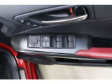 運転席ドアスイッチ回りの画像です