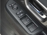 ◆パワーウィンドウスイッチ◆運転席から全席の窓の開閉操作を行うことが出来いつでも換気ができます!