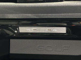 納車前点検71項目:厳しいチェックをクリアした車両だけが、フォルクスワーゲン認定中古車となります。