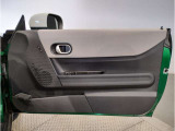 当社BMW認定中古車は全車保証付きでございます。また保証料金や整備費用はお見積書内の諸費用・税金に追加計上する事はございません。認定中古車保証付きのお支払総額でお見積りご依頼の上、他店とお比べください