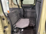 豊富に在庫を取り揃えています。 軽自動車からミニバン、セダン、SUV、話題のハイブリッド車などなど続々入荷中です!