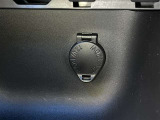 シガーソケット用の充電器が使用可能です!