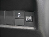 ◆横滑り防止装置◆コーナーリング時の横すべりを抑える機能と、車両の急激な挙動変化を抑える機能で、安定した走行を実現しています。運転に安心とゆとりが出来ます。