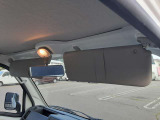 サンバイザー運転席/助手席/ルームライト/ルームミラー