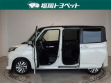 両側パワースライドドア付きだから、狭い駐車スペースなどでの 乗り降りラクラク!小さなお子さまのいるご家庭には嬉しい装備。