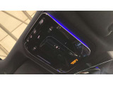 【24時間緊急通報・故障通報サービス】事故の際、エアバッグ等が作動すると自動で緊急通報を発信します。車両故障で走行不能になる等の問題が発生した場合、ボタンを押してサポートセンターに連絡出来ます。