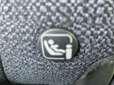 ISOFIX(後部座席)両サイド。小さなお子様のチャイルドシートを安心に取り付けできます☆
