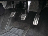 車両本体価格以外に必要な諸費用を含めたお支払総額を表示しています。車両本体価格は安いけれど諸費用が高い!!なんてことにならないよう購入に必要な金額=総額をご確認ください。