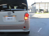 後続車からの視認性も良くスタイリッシュなLEDテールランプ