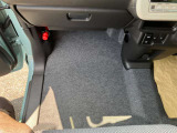 上質な中古車を各種取り揃えてございます。品質の違いを視て触れてください。