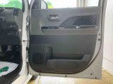 ダイハツ沼津販売の認定U-CARは新車メーカー保証に準じた1年間無償の「まごころ保証」が付いています。また認定車以外でも3ヶ月又は5000kmの保証が付いているのでリーズナブルなお車も安心です。