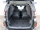 【車屋】として、長く車業界に従事した経験豊富なスタッフが在籍しております。