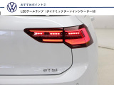 【LEDテールランプ】流れるリヤウィンカーをオプション装備。スタイリッシュと高級感を演出します。【LEDテールランプ】流れるリヤウィンカーをオプション装備。スタイリッシュと高級感を演出します。