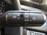 AUTOの位置にセットしておくと、暗くなったら自動でライトの点灯をサポートしてくれます!高速道路でのトンネル通過時など便利です!