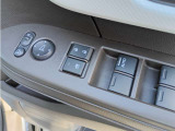 運転席窓操作部スイッチの画像です。