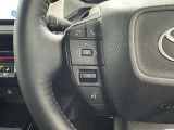 ステアリングスイッチ装備!運転しながら手元でオーディオの操作などができます。