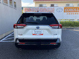 バックモニター、パノラミックビューモニター搭載車!