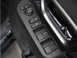 ◆パワーウィンドウスイッチ◆運転席から全席の窓の開閉操作を行うことが出来いつでも換気ができます!