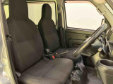 お客様にぴったりの1台をご提案できるよう、スタッフ一同心をこめて対応いたします。