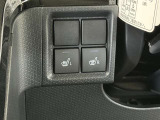 【シートヒーター】シートを温めることによって快適に乗車することが出来ます 冬の寒い時期や、女性の方には魅力のシートヒーターがついています