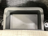 助手席アンダーボックスは運転用の替え靴や、車内に常備しておきたい子供用品、着替えた服などが収納できて便利です。女性に嬉しい収納スペースです★