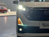 夜間走行の様々な局面に対し、LEDヘッドランプで視認性をしっかり確保。ハロゲンヘッドランプのおおよそ2倍の光量で、広範囲に明るくドライバーをサポートしてくれます。