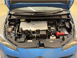 トヨタ中古車「まるごとクリーニング」施工済。エンジンルームを専用洗剤で洗浄!高圧&スチーム洗浄も行います。樹脂部分も艶出し剤でピカピカです☆☆
