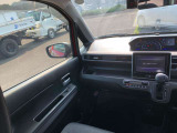 ☆内外装クリーニング☆車の隅々まで徹底的にクリーニングを行っておりますので内外装ともに綺麗な状態でご納車いたします!