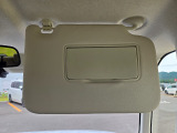運転席のサンバイザーです。