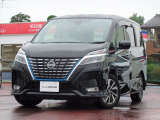 最大95項目の納車前点検整備を実施し、さらに1ヵ月又は1000Km点検が無料で受けられます。日産中古車はバッテリーも保証の対象。保証修理、点検・整備は全国2000カ所の日産サービス工場でサポート。