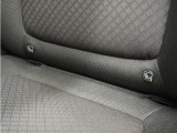 ◆ISOFIX◆シートベルトいらずでチャイルドシートと固定金具を連結するだけでがっちり固定できます。