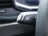 ●車線から逸脱する可能性があることを知らせるとともに、ハンドル操作をアシストすることにより車線からの逸脱回避を支援する装置です。