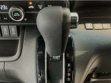 豊富に在庫を取り揃えています!軽自動車からミニバン、セダン、SUV、話題のハイブリッド車など続々入荷しております!