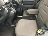 安心のカーライフを迎えて頂くに当たり、納車前点検整備は抜かり無く整備を行わせて頂きます。